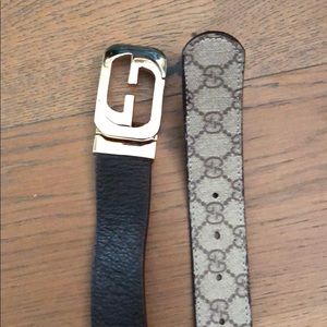 Gucci reversible belt (authentic)